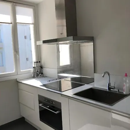 Nice Flat 15 Minutes From The Beach *